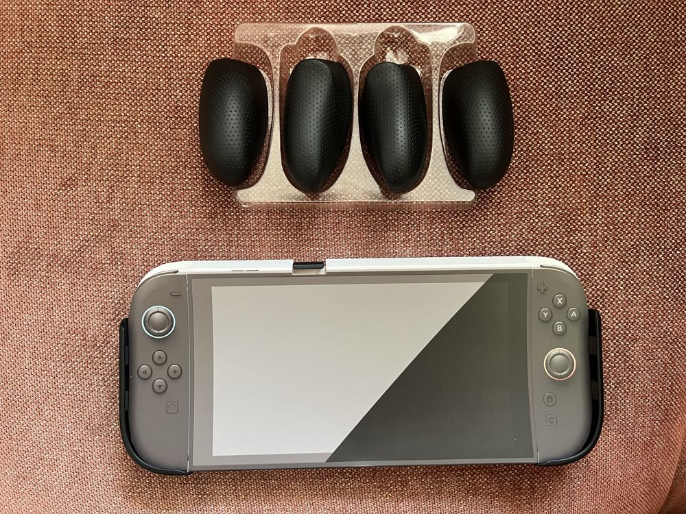 Savave Raven Neogrip Switch 2