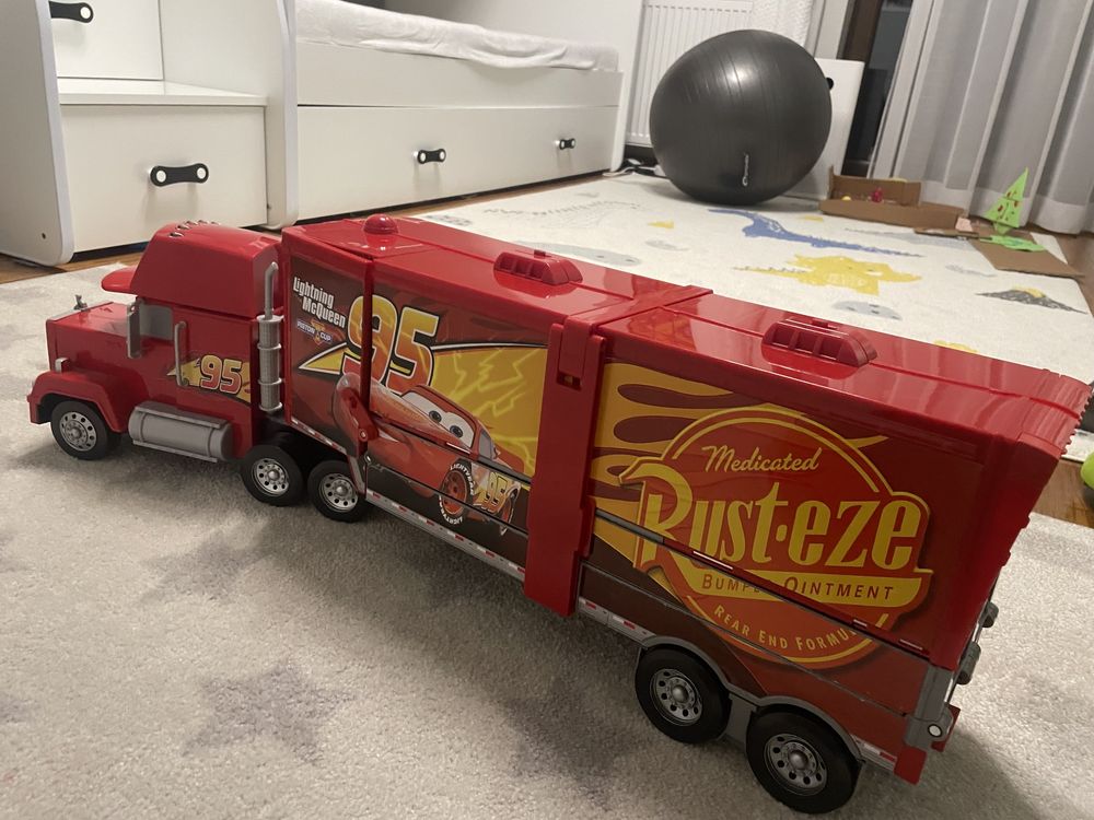 Maniek gigantyczny Tor Mattel