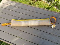 Gryzak szarpak z juty ekstra mocny z dwoma uchwytami 60cm DINGO