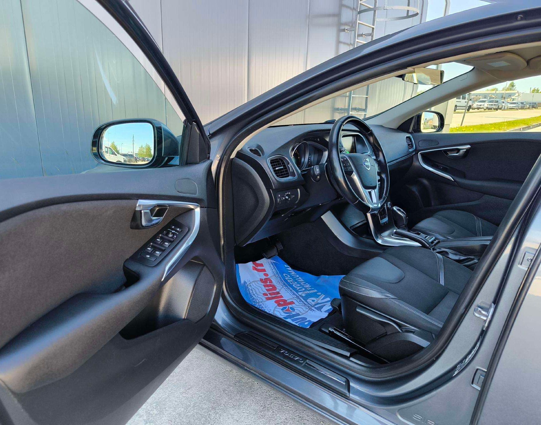 Volvo V40 2014 1.6