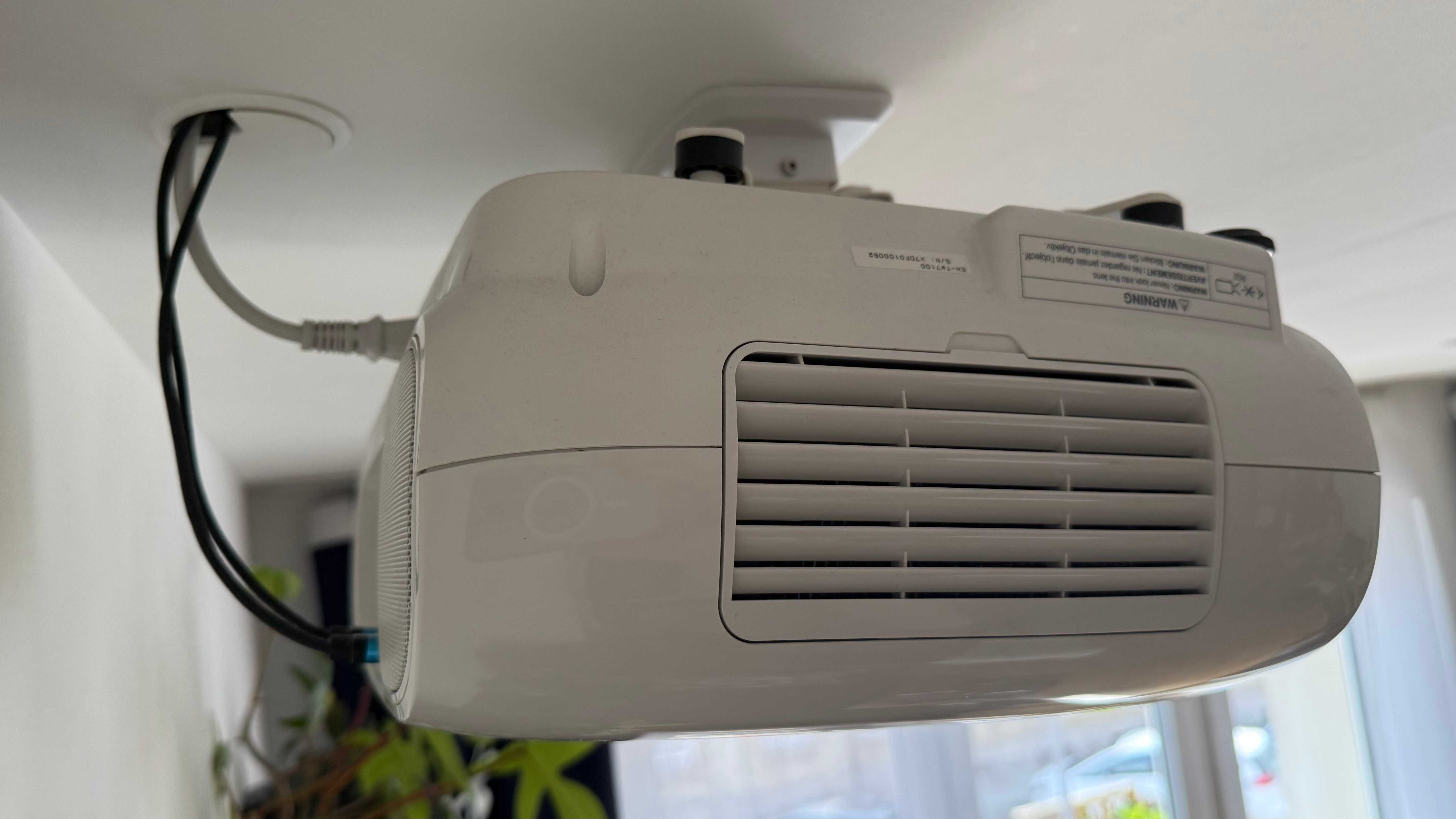 Projektor Epson EH-TW7100 4K PRO-UHD | Świetny stan | Uchwyt sufitowy