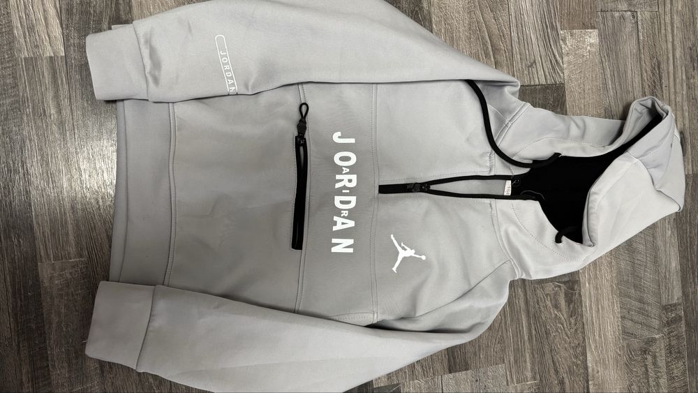 Худи продам на рост 160