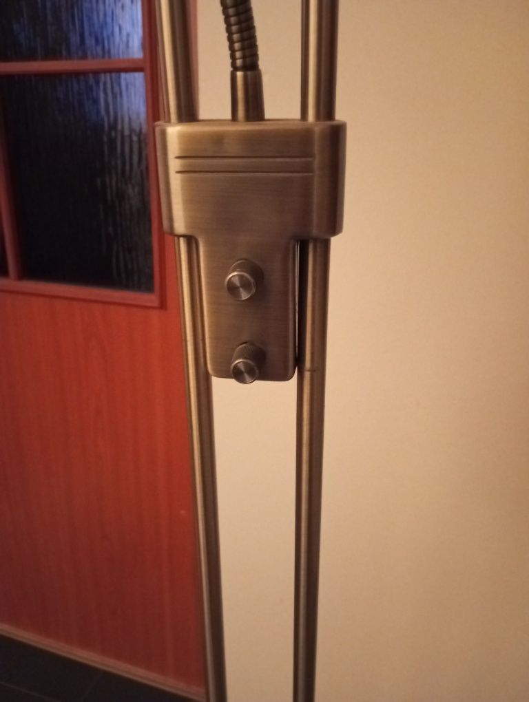 Lampa ściemnialna podłogowa