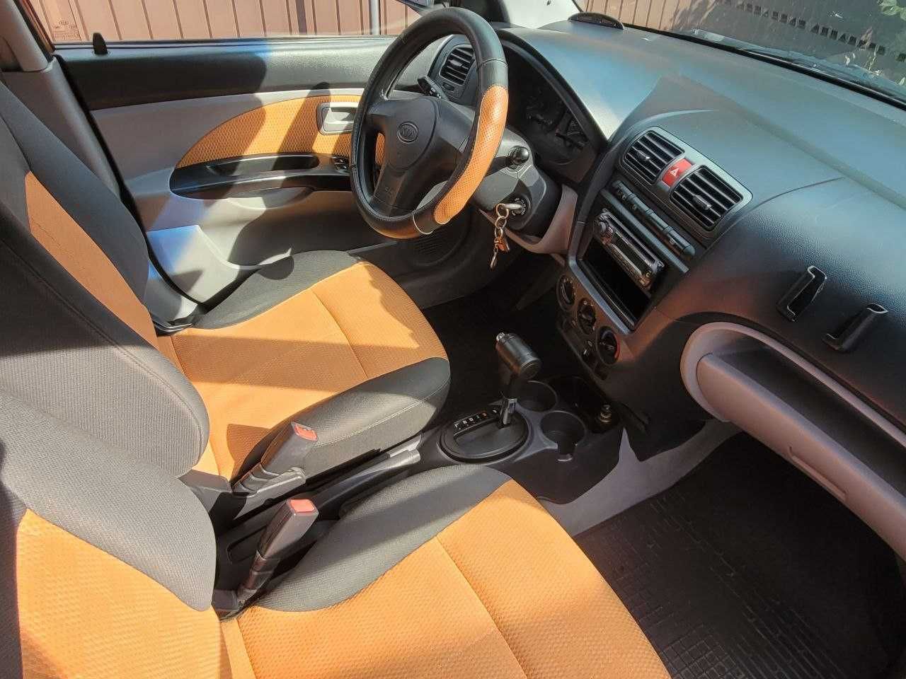 Продам свій автомобіль KIA Picanto 2007