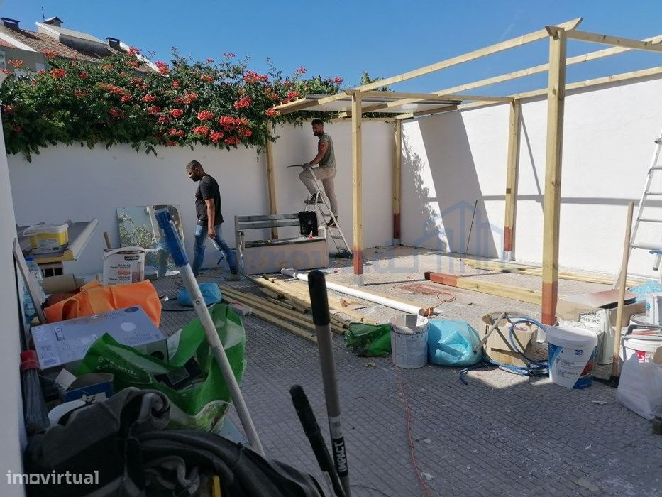 2 Moradias junto ao Polo Universitário da Ajuda