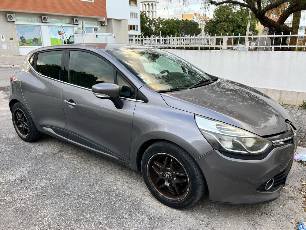 Renault Clio 1.5 DCI EDC