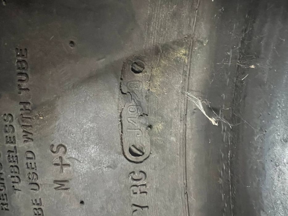 і 395/85R20 шини