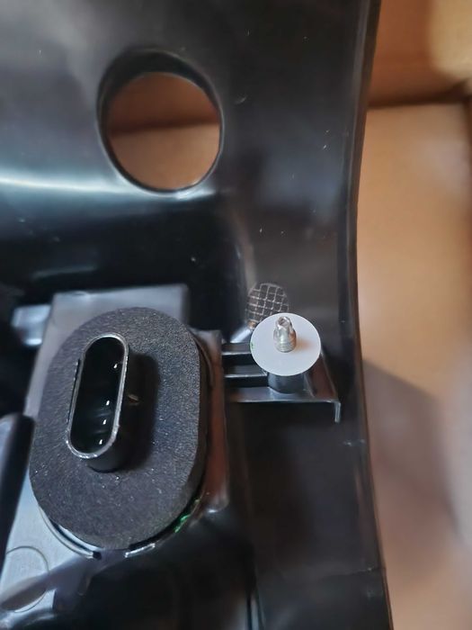 Задний фонарь Tesla Model 3