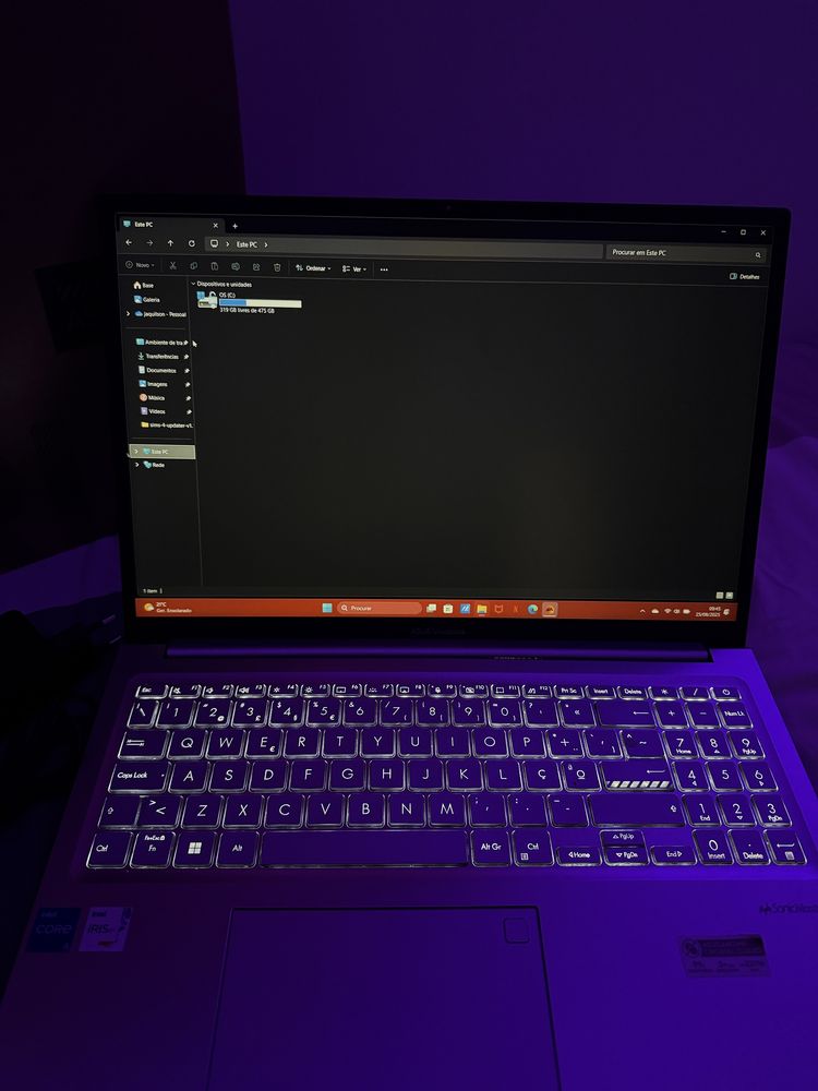 Vendo Asus Vivobook Novo!!