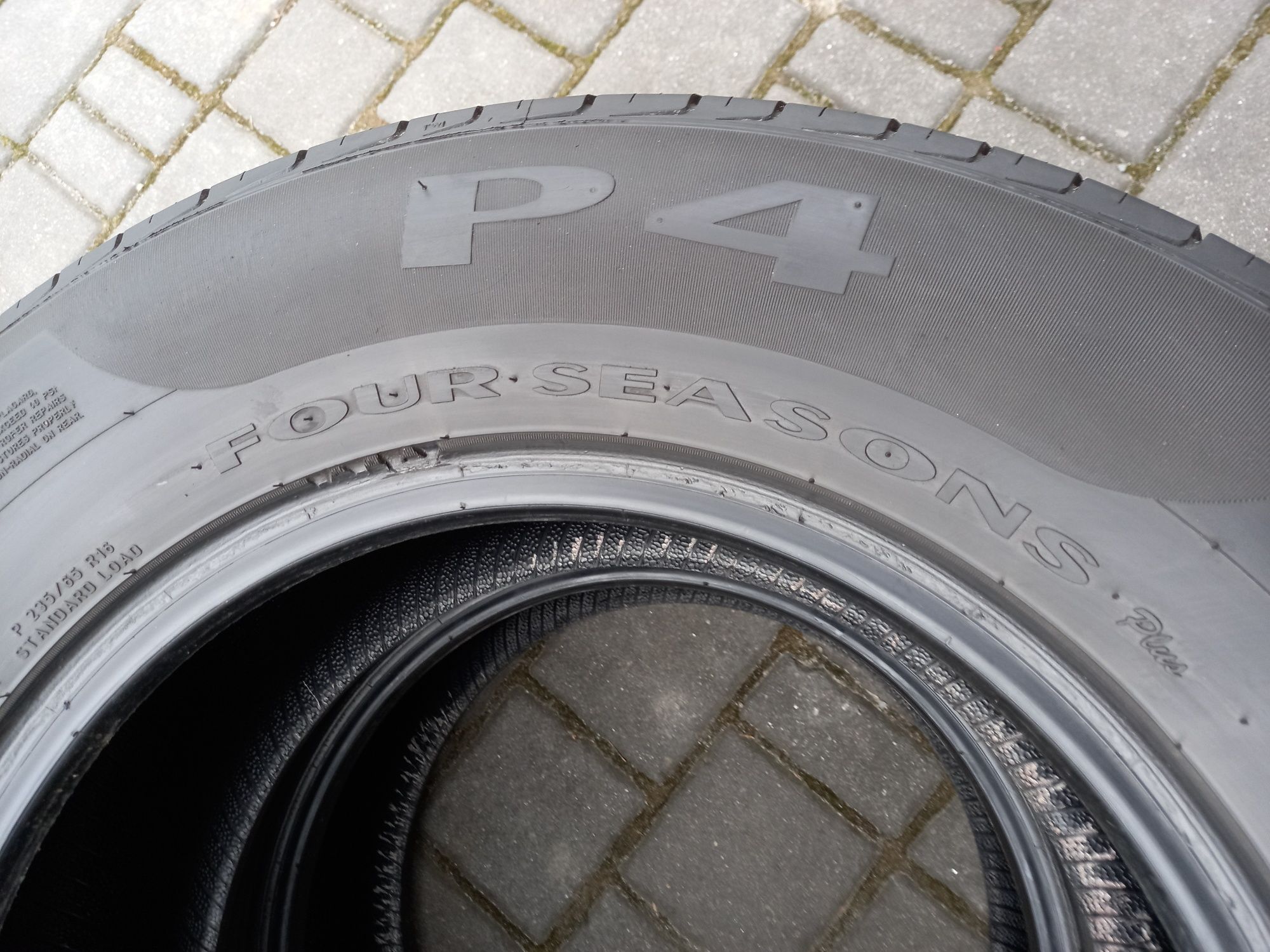 Opony wielosezonowe Pirelli P4 four seasons plus 235/65/16 103T