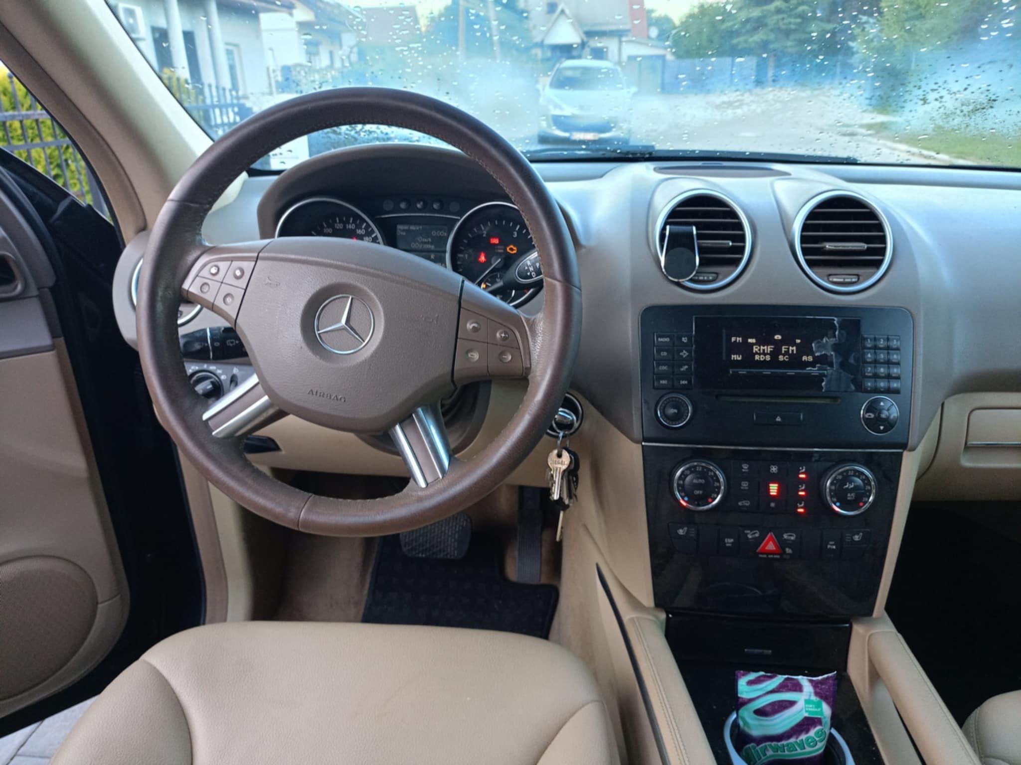 Mercedes Benz ML