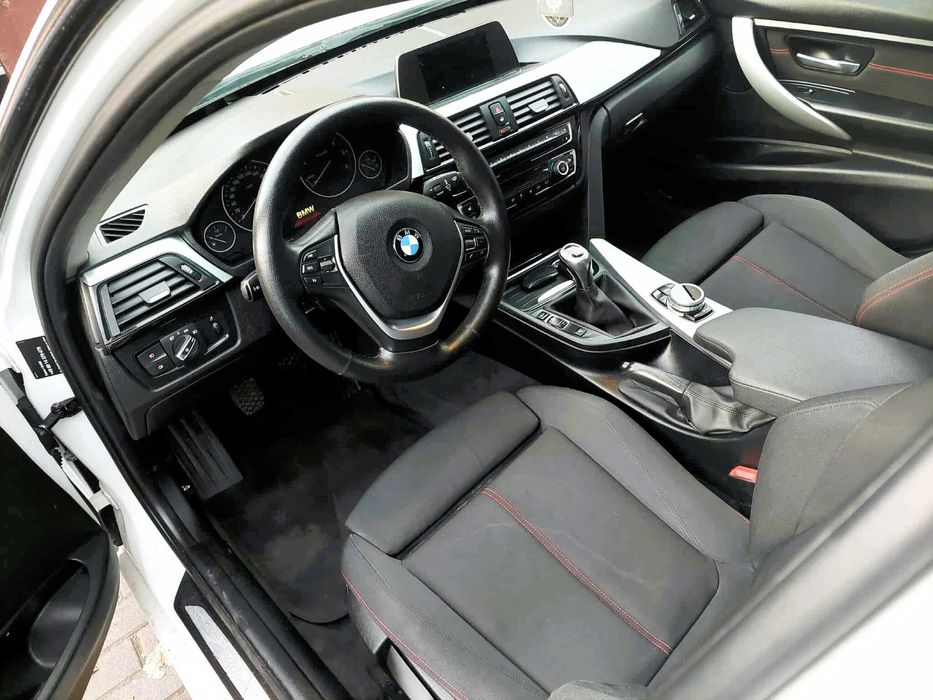 Bmw 3 F31 2.0 150 koni,Super wyposazona,2015 rok,kombi,Mega zadbana!