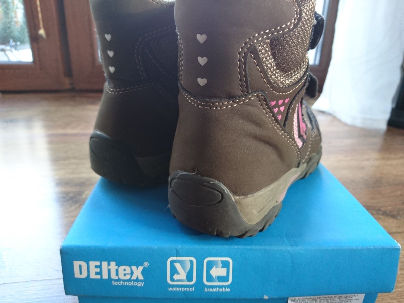 Sprzedam buty dziecięce jesienno zimowe z membraną DEItex rozmiar 30