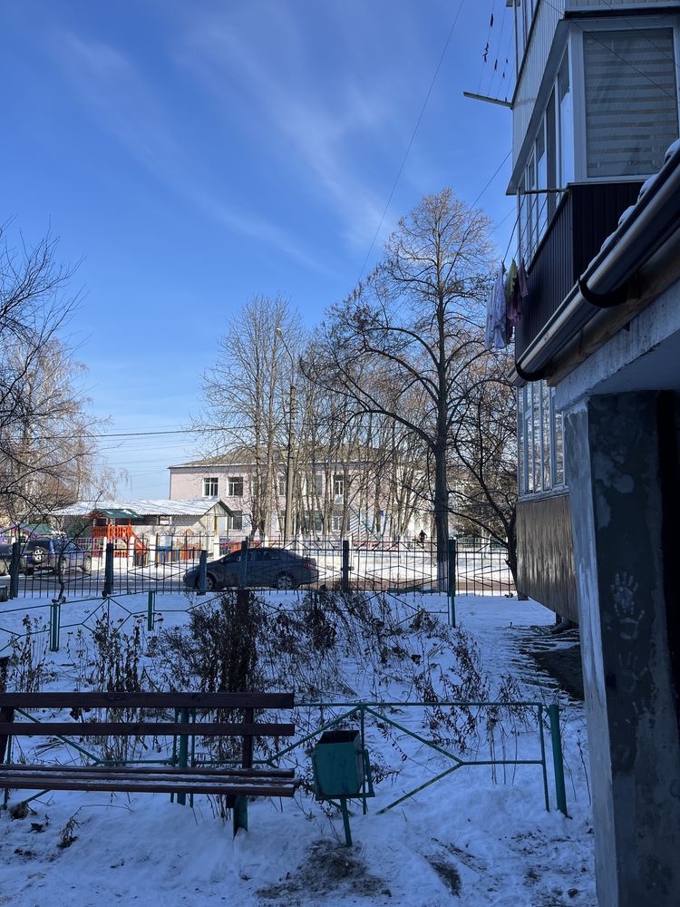 3х-кімнатна квартира у центрі міста, ВЛАСНИК