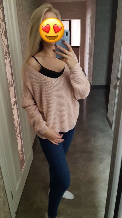 Теплий жіночий светр