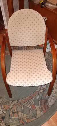 Cztery krzesła- używane