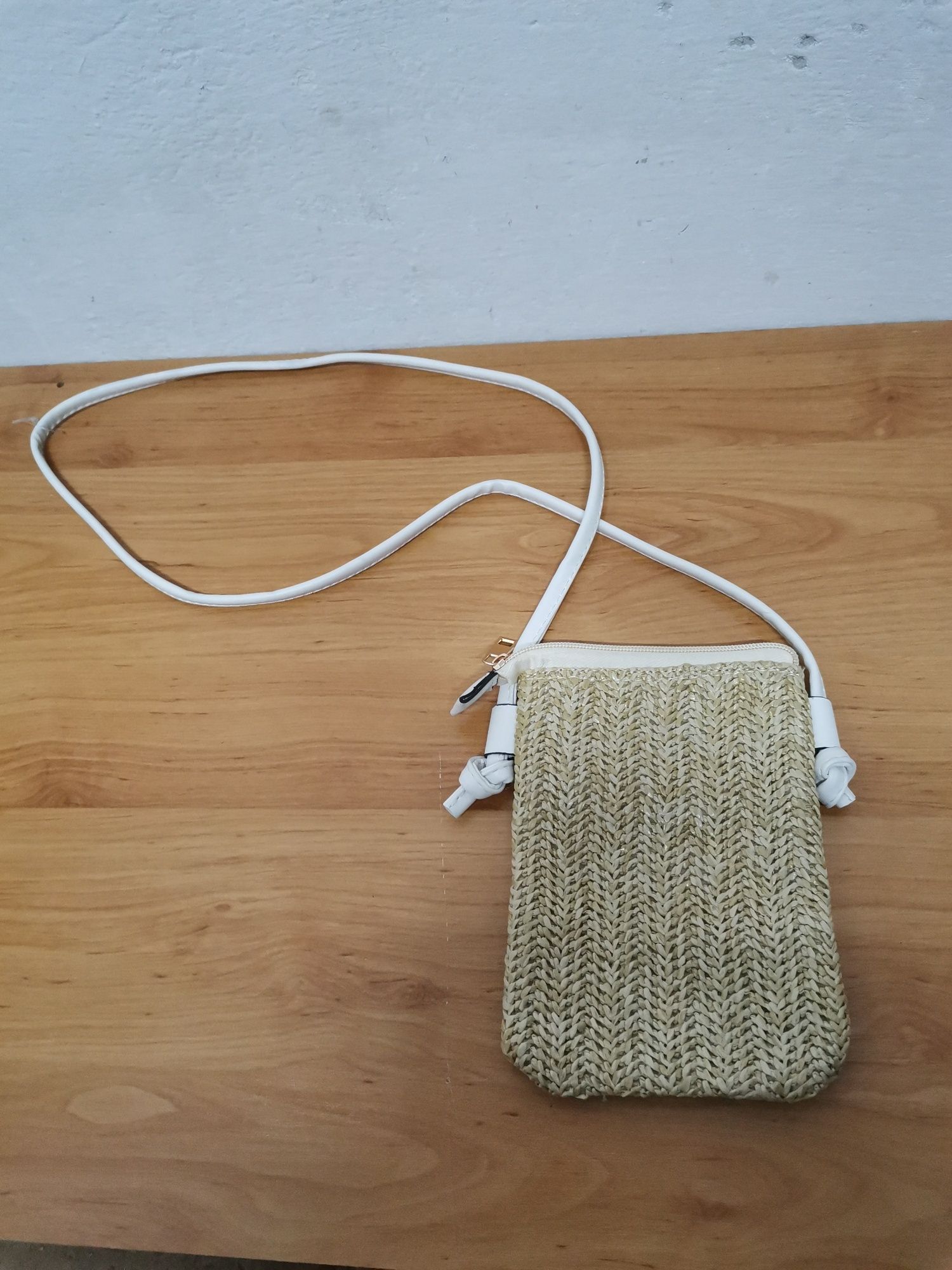 Mini torebka słomiana / jutowa na telefon letnia