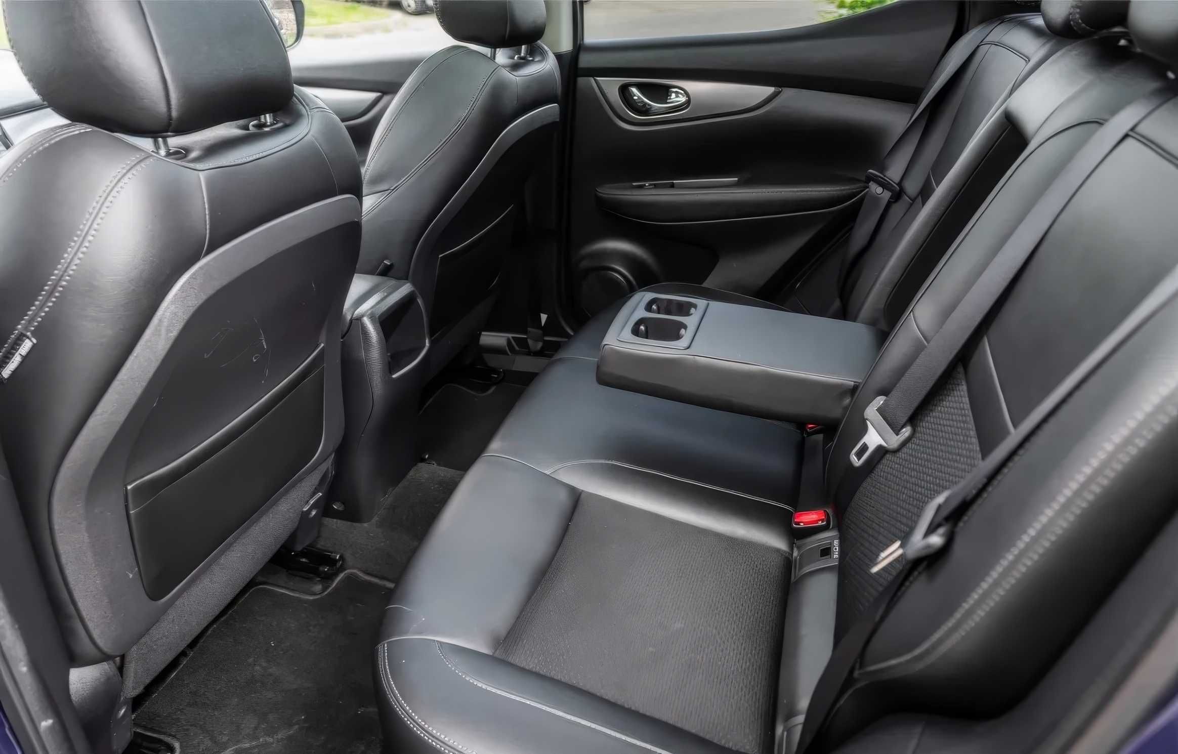 Nissan Qashqai DIG-T N-Connecta Xtronic 2017