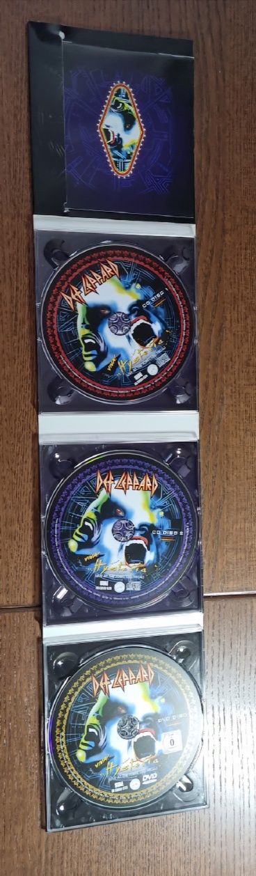 Def Leppard - Viva! Hysteria - Deluxe Edition