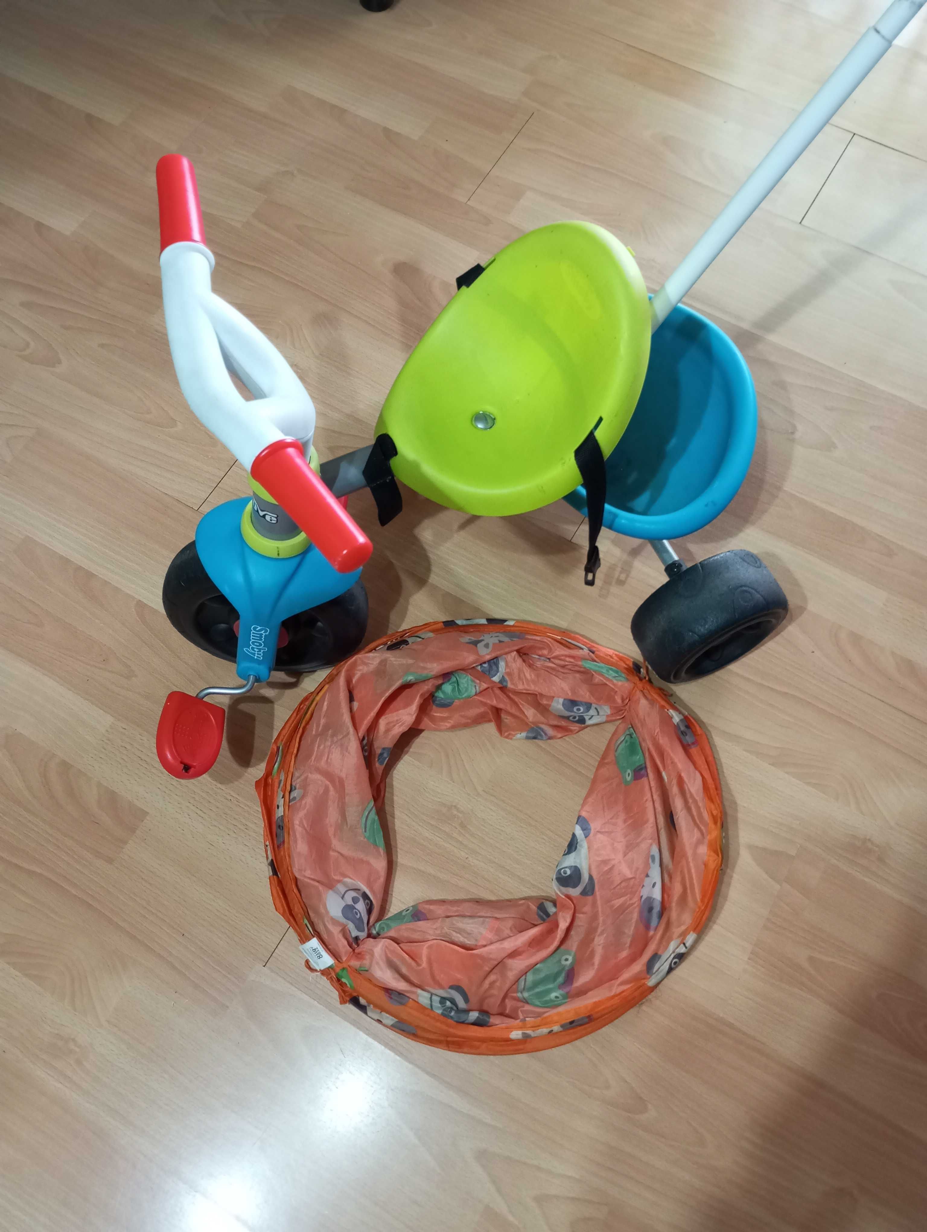 Triciclo de criança