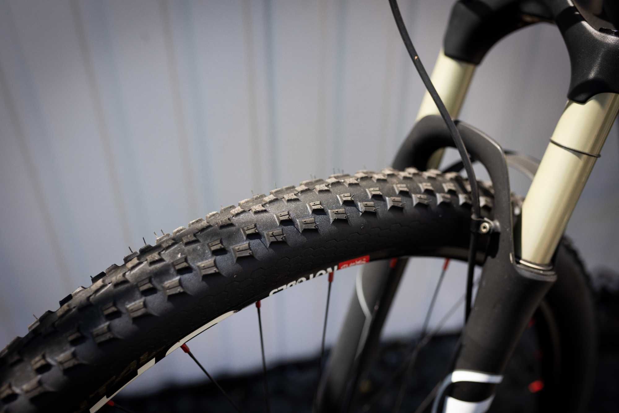 Coluer poison carbono