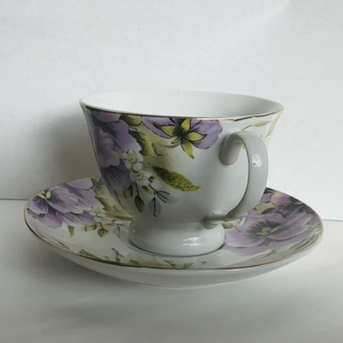 Kwiatowy zestaw z porcelany Yamasen