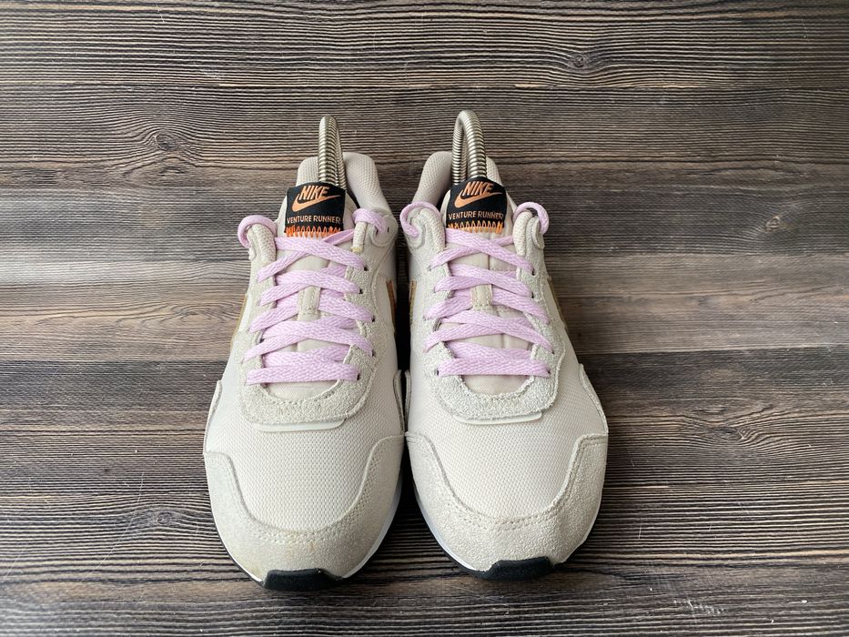 Кросівки Nike Venture Runner 39 р