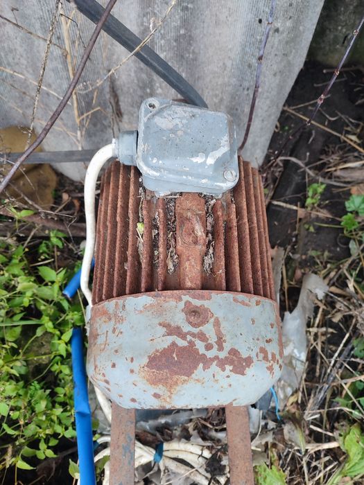 Електро двигун мотор