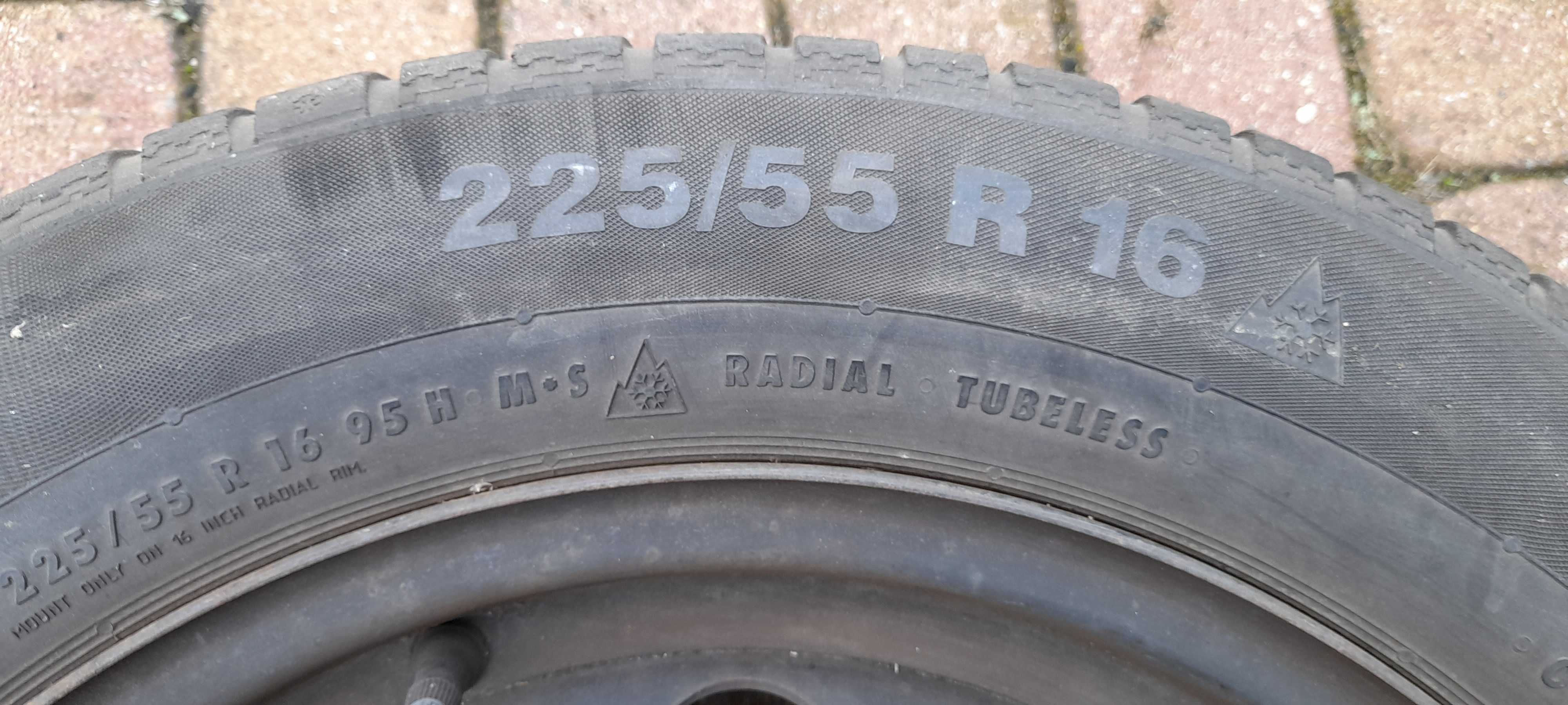 Opony zimowe z felgami 4 szt Continental Winter 225/55 r 16