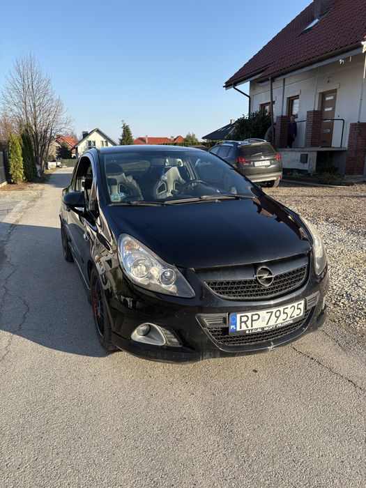 Opel Corsa 1.6T OPC