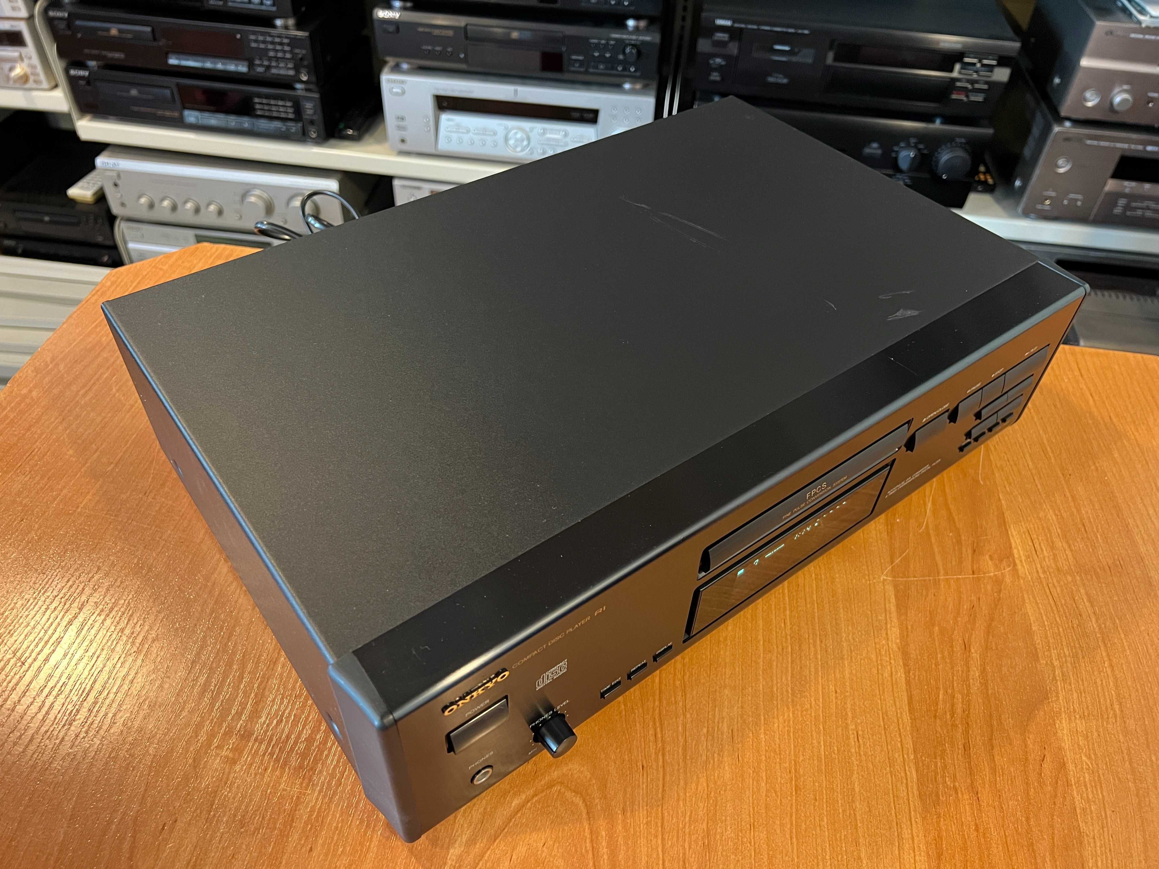 Odtwarzacz płyt CD Onkyo DX-7031 Audio Room
