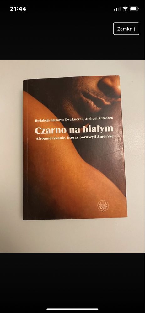 - Czarno na białym