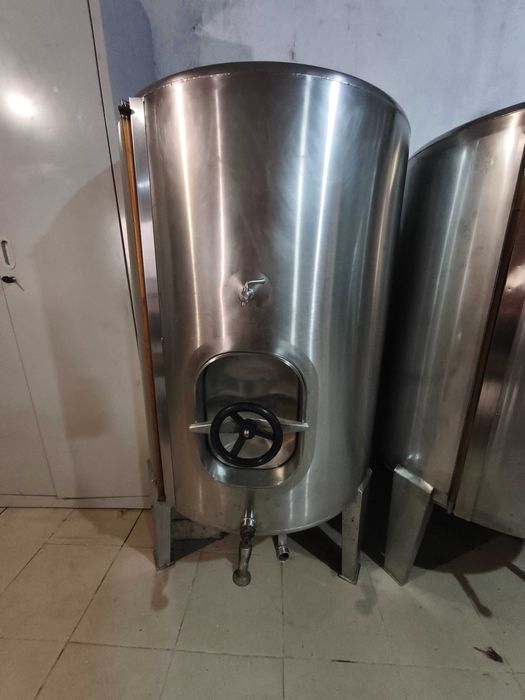 Cubas de inox 1000L, 550L