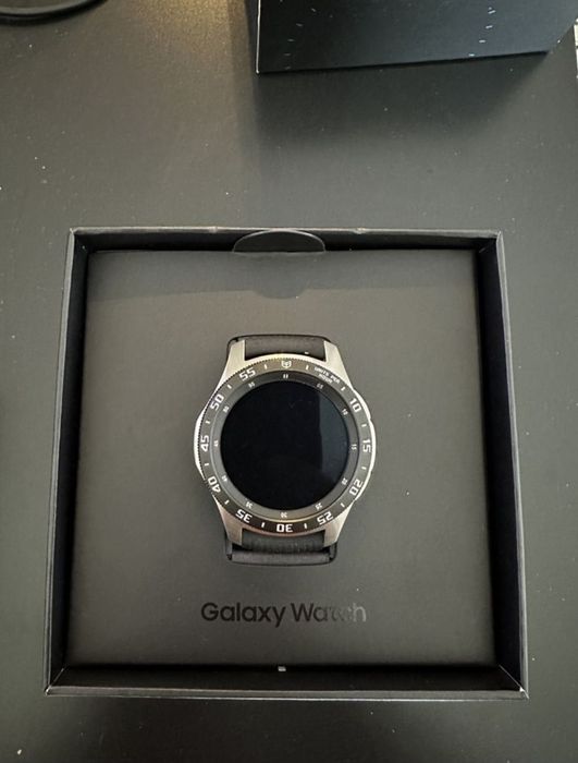 Relógio Galaxy Watch 46mm
Na caixa, com todos os acessórios 
Com