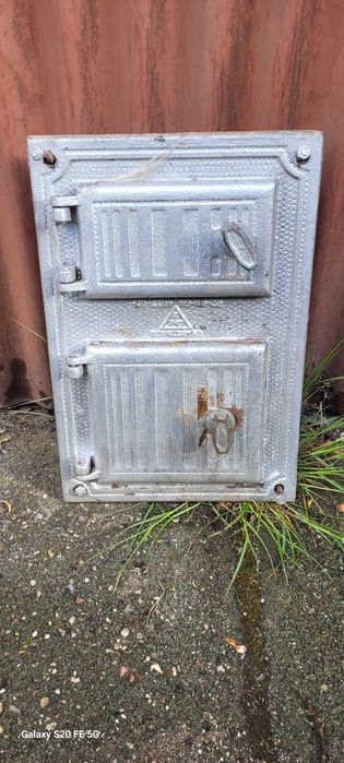 Drzwi żeliwne do pieca kaflowego