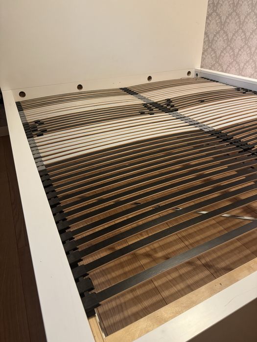 Białe zadbane łóżko Ikea Malm 180x200 + stelaż + 2 szuflady