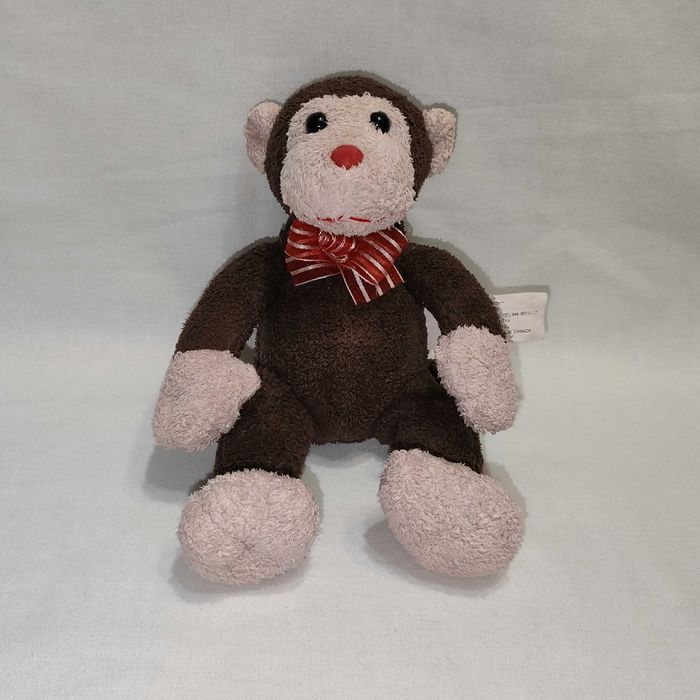 Maskotka Małpa Małpka z kokardką 18 cm / M222