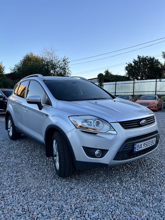 Оренда Ford Kuga кроссовер Аренда авто 2.0 дизель