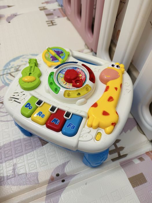 Інтерактивний столик іграшка музична