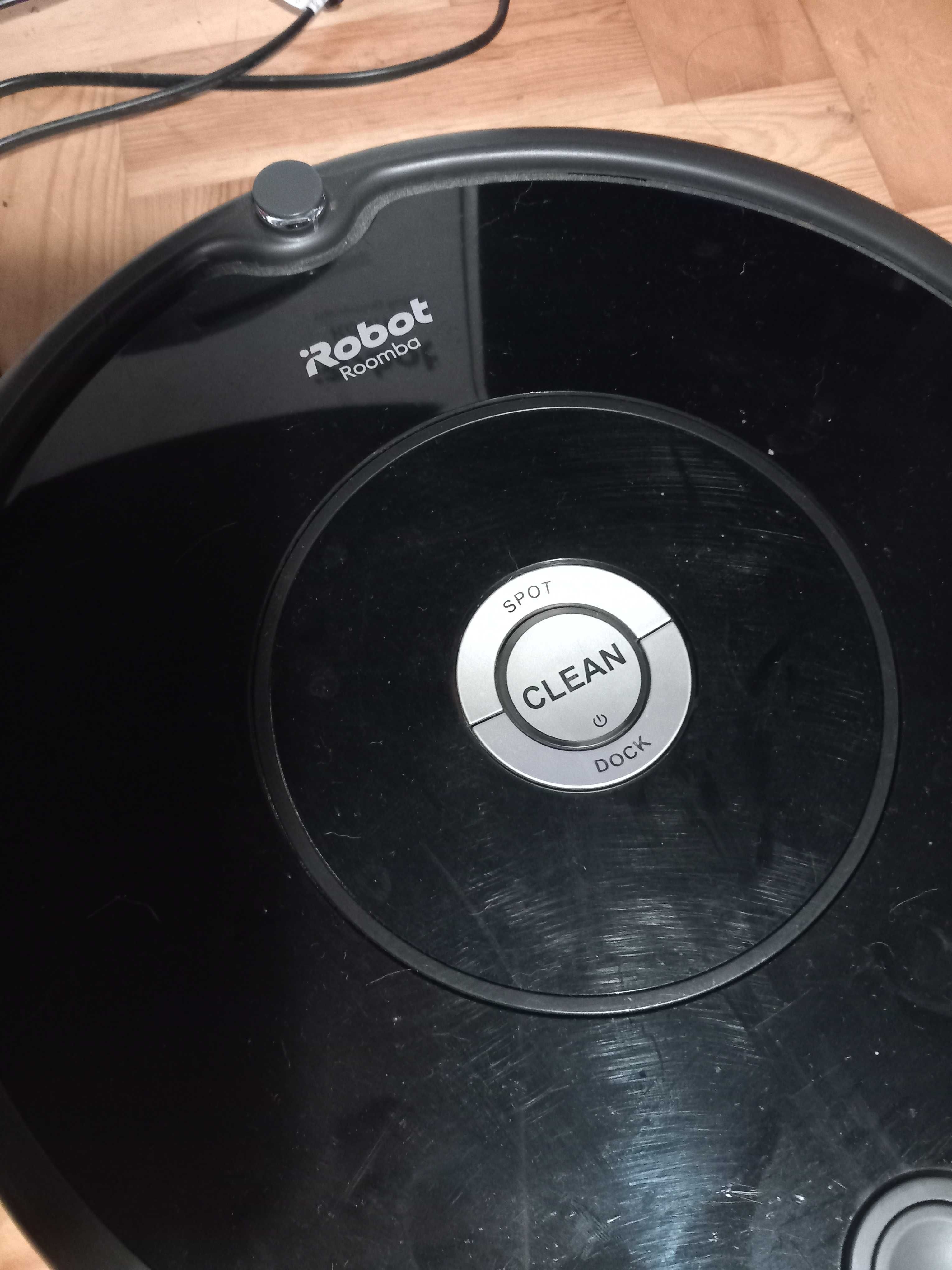 Aspirador robot Roomba 606 iRobot