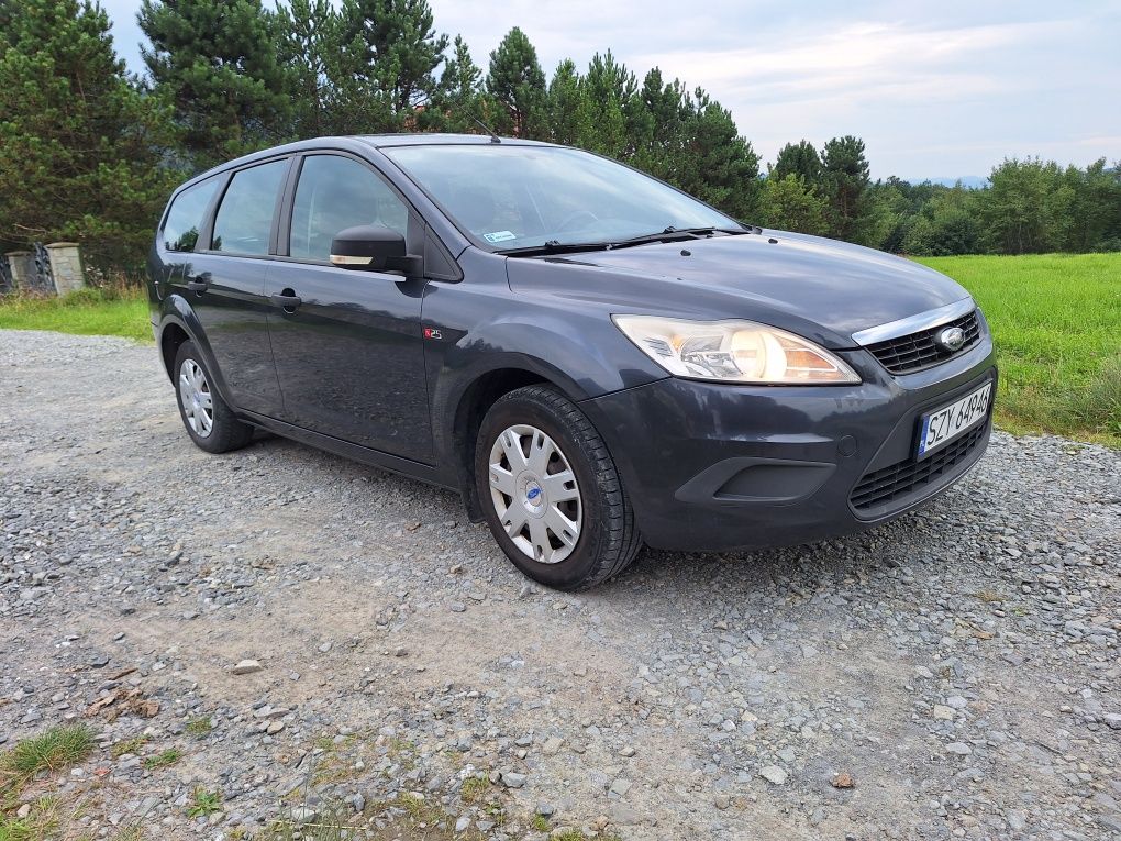 Ford Focus mk2 kombi 2008 benzyna 1,6 100KM krajowy