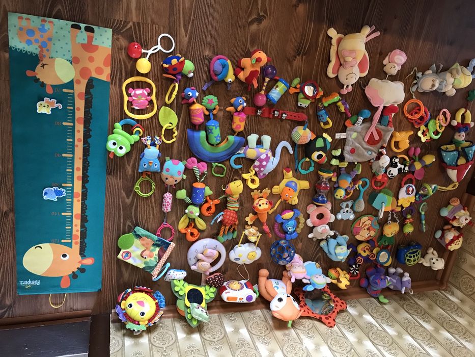 Погремушки,подвески,грызунки,музыкальные,развивающие  игрушки