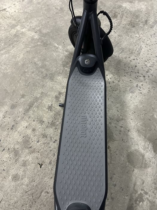Електросамокат Ninebot KickScooter