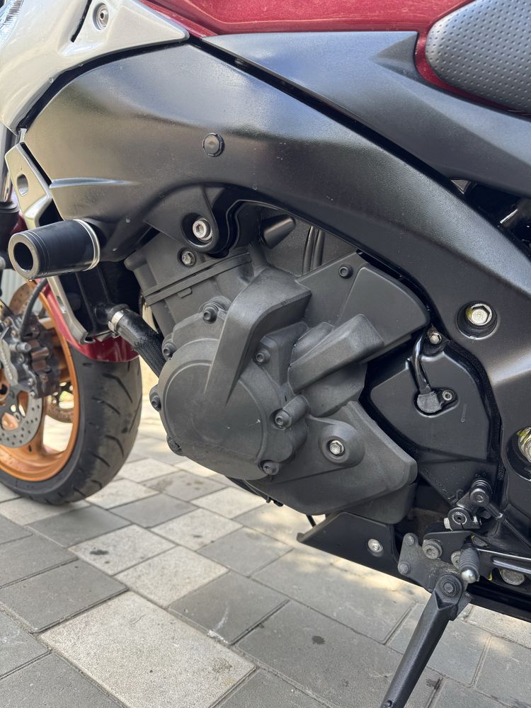 Suzuki GSR400 підготовлений доставка