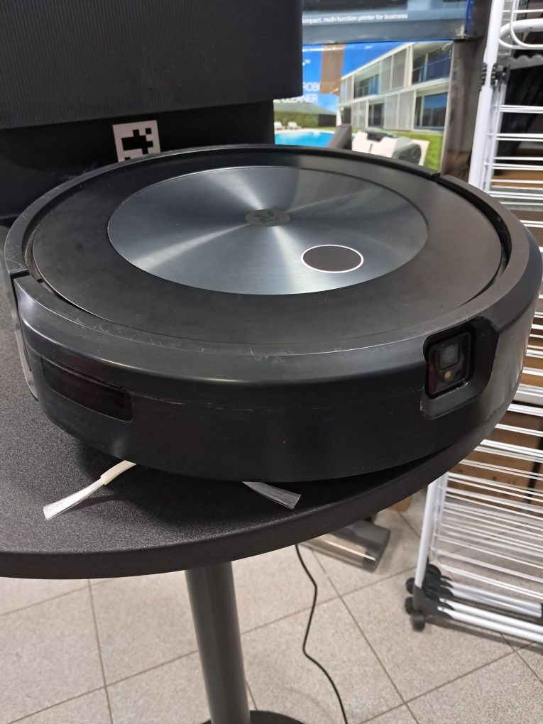 Robot sprzątający iRobot Roomba j7