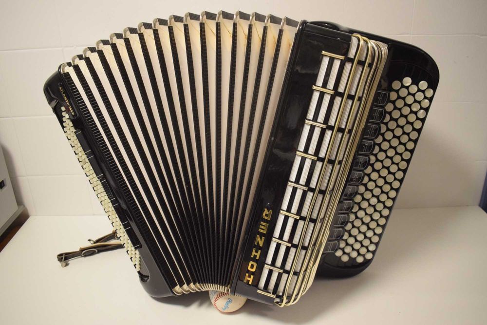 Hohner Atlanta 145P 4 Voz. N 224