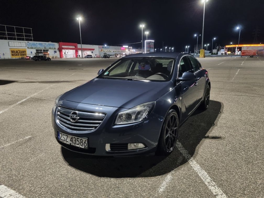 Opel insignia sedan 2.8t v6 4x4
