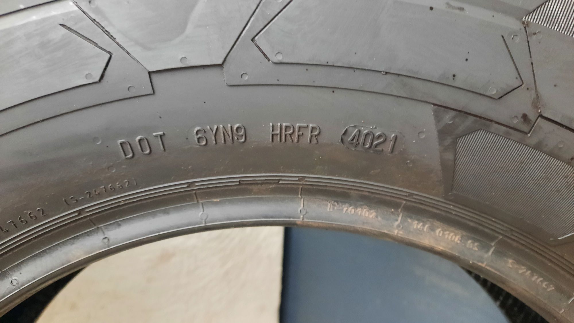 Continental 225/75 R16 C VanContact Winter