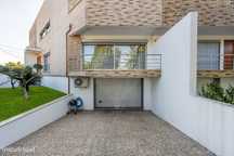 Moradia T4 para venda