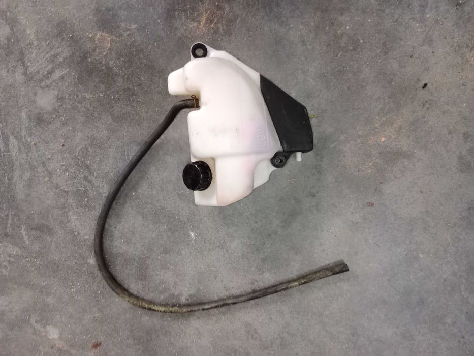 kawasaki zrx1200 zrx 1200 zbiorniczek wyrównawczy zbiornik płynu